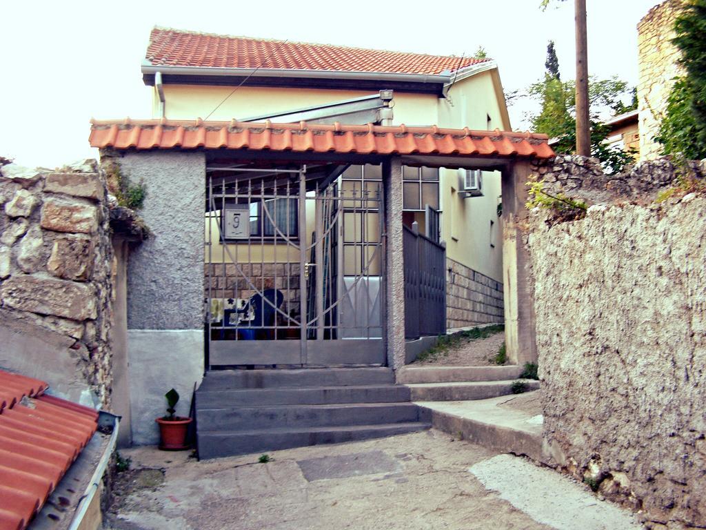 מוסטר Guesthouse Centro מראה חיצוני תמונה